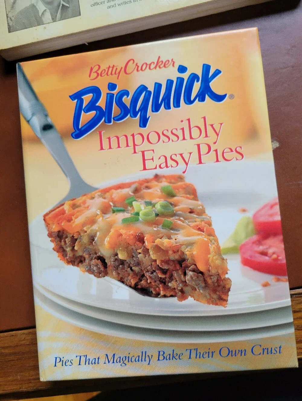 Lot Of 4 Vintage Cookbooks Bread Making, Pies,  & Fat Free Baking 1990s
